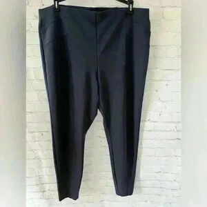 Peace&Pearls 1X Women’s Navy Blue Tapered Leggings